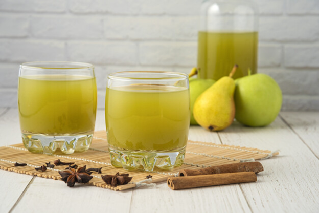 homemade pear juice