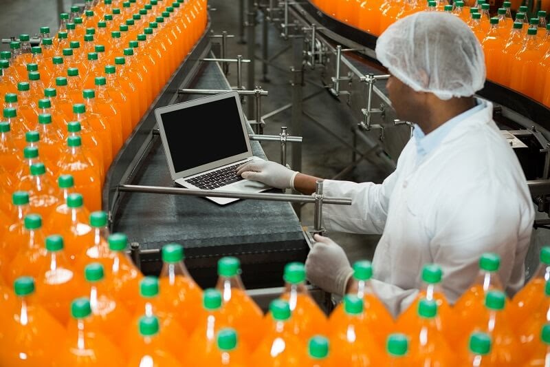 How does the hot filling process work in general?