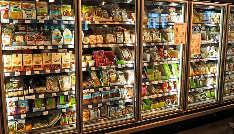 A food and beverage control system is important for an F&B business