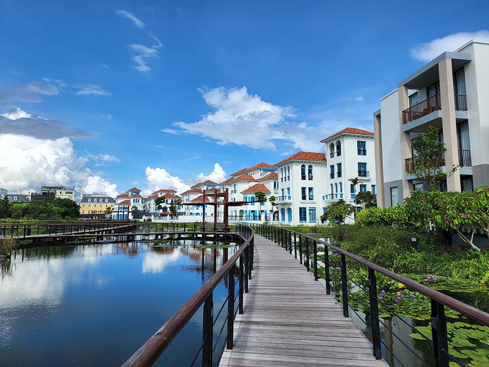 Premier Village Ha Long Bay Resort for The Summer Trip