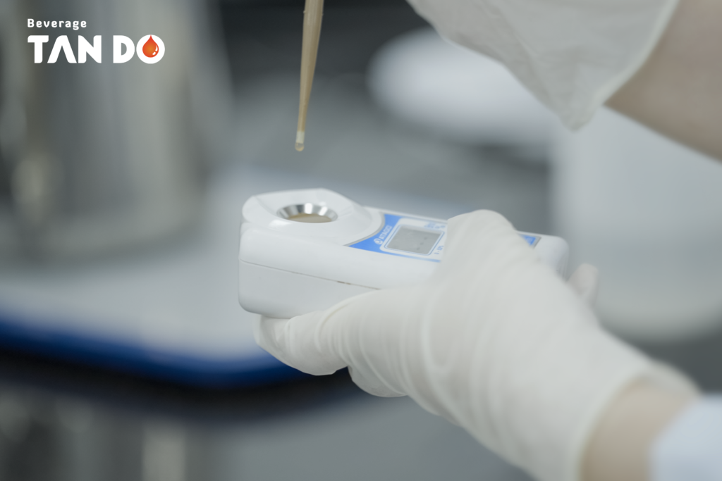 Digital refractometer